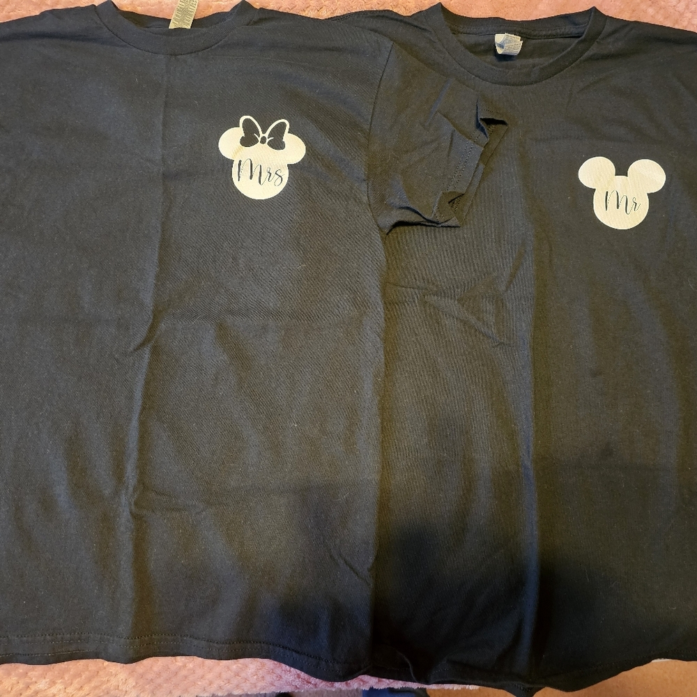 Matching Disney Black 'Happily Ever After' Graphic Tees M and L - Picture 5 of 5